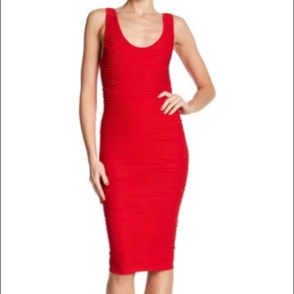 Bebe Scoop Neck Bodycon Textured Dress